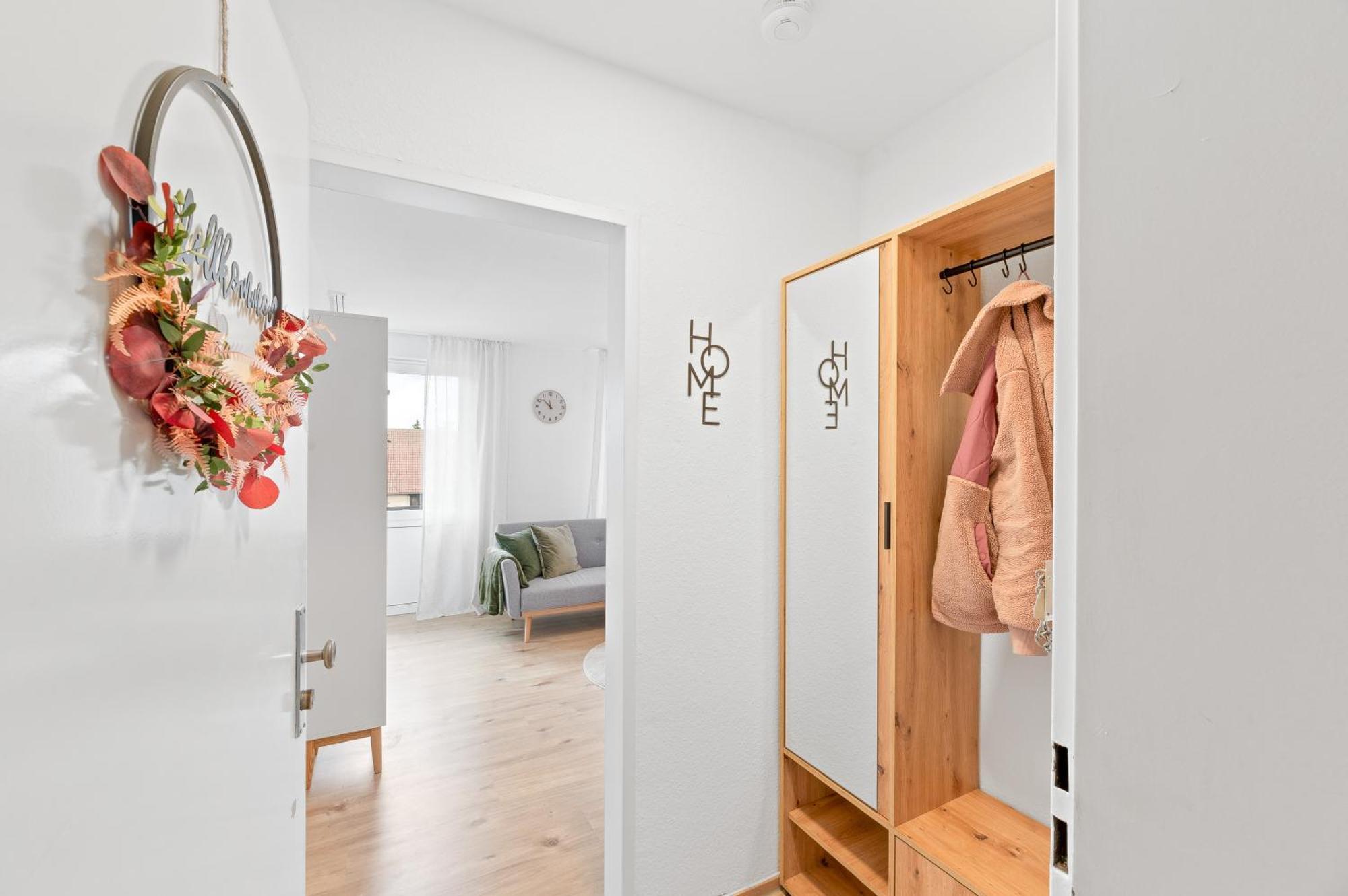 Wohlfuehl-Apartment I Zentral I Balkon I Kueche フェルバッハ エクステリア 写真