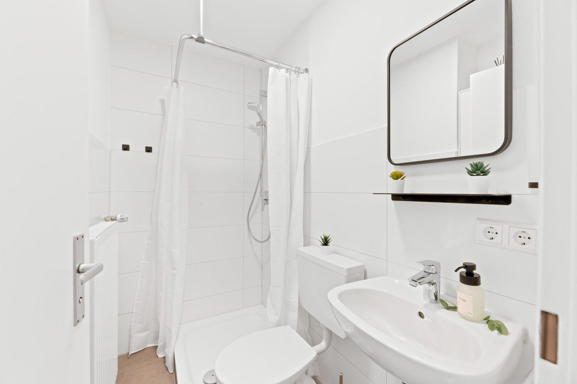 Wohlfuehl-Apartment I Zentral I Balkon I Kueche フェルバッハ エクステリア 写真