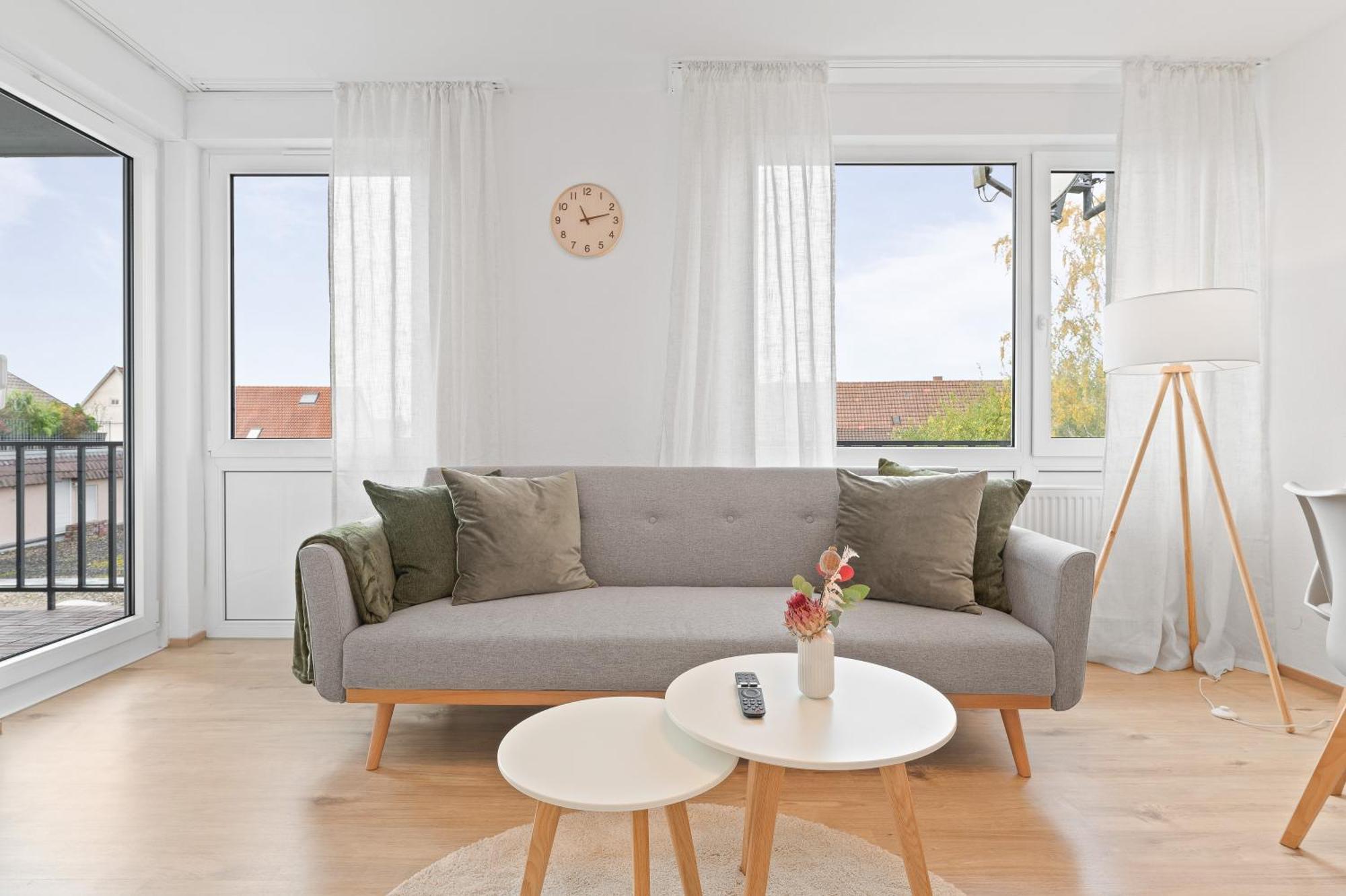 Wohlfuehl-Apartment I Zentral I Balkon I Kueche フェルバッハ エクステリア 写真