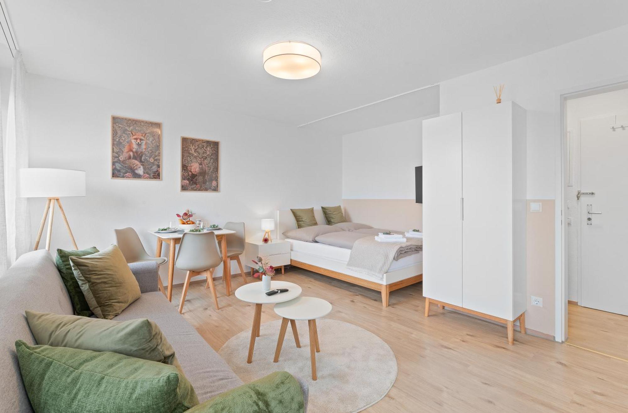 Wohlfuehl-Apartment I Zentral I Balkon I Kueche フェルバッハ エクステリア 写真
